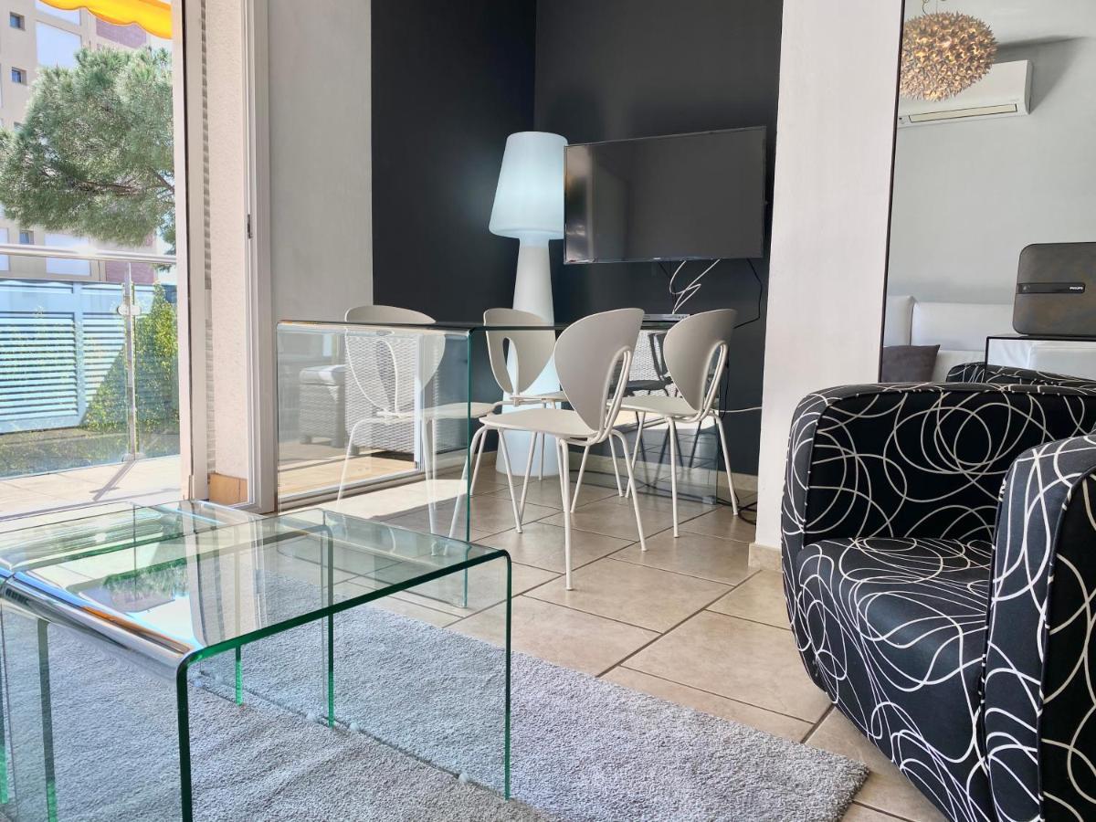 Veneto Apartments Кастел Пладжа де Аро Екстериор снимка